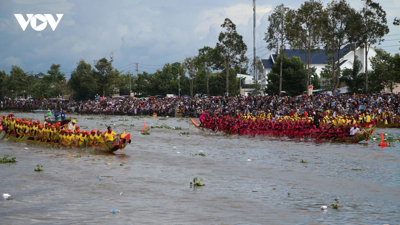 Sôi nổi giải đua ghe ngo thành phố Cần Thơ 2025