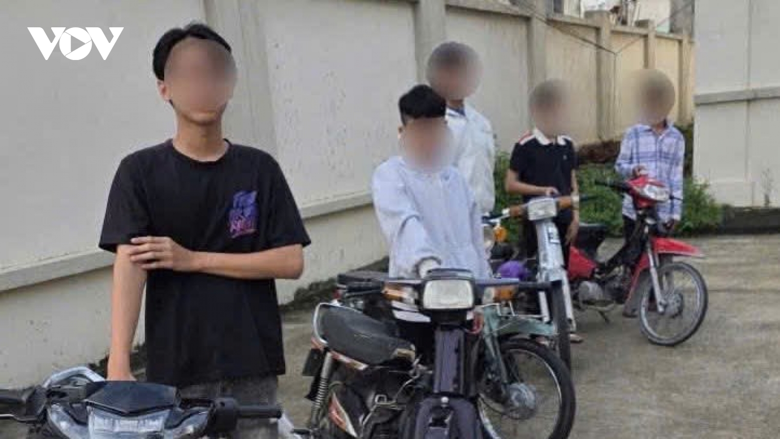 Phát hiện nhóm thanh thiếu niên chạy xe “độ” gây náo loạn ở Tây Ninh