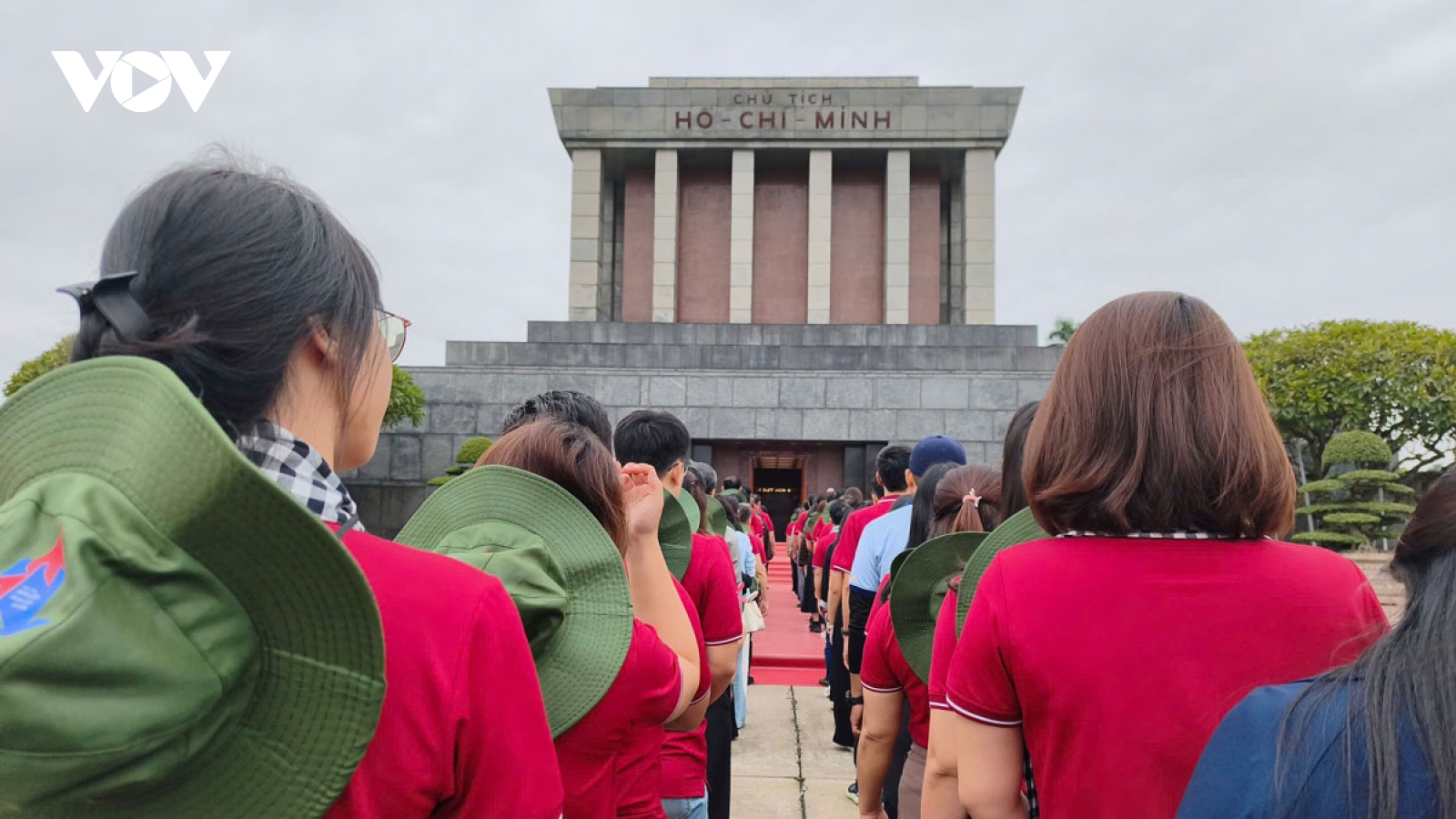 Hành trình đặc biệt "Hướng về cội nguồn Cách mạng"