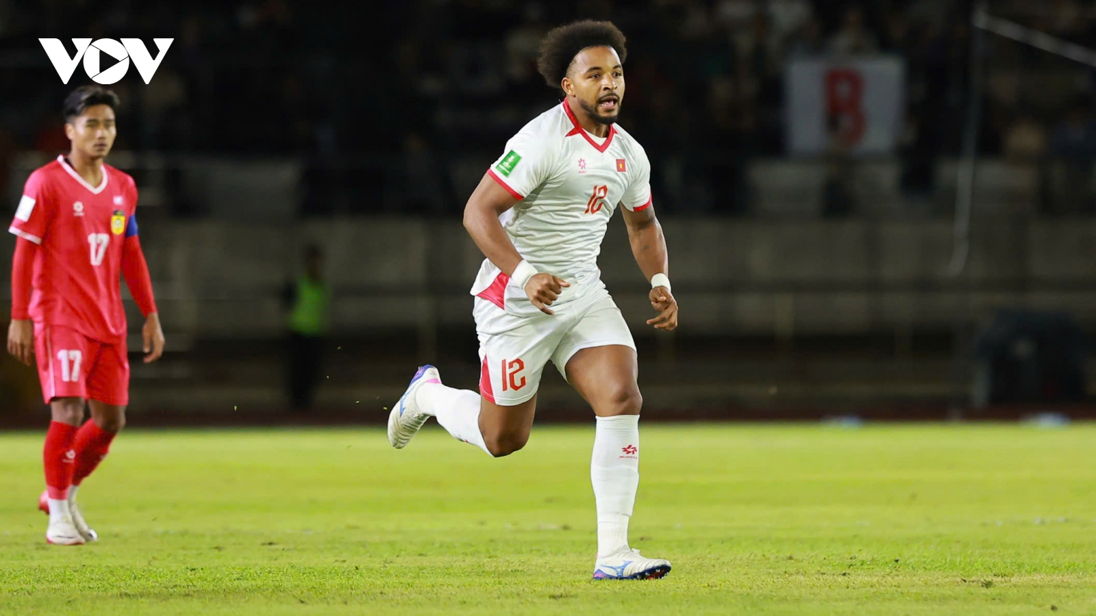 Dư âm ĐT Lào 0-2 ĐT Việt Nam: HLV Kim Sang Sik vẫn còn…Son