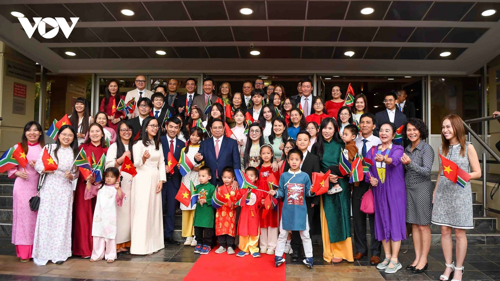 Thủ tướng Phạm Minh Chính gặp cộng đồng người Việt Nam tại Nam Phi