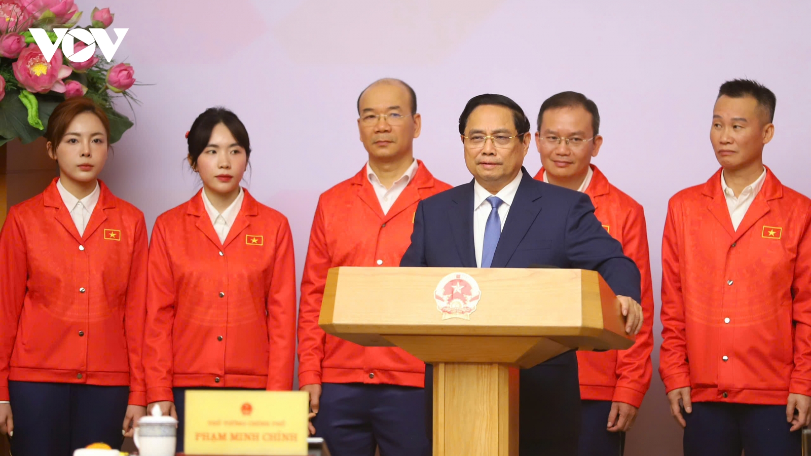 Thủ tướng: "Quyết tâm để thành công - Vẻ vang trong mỗi chiến tích"