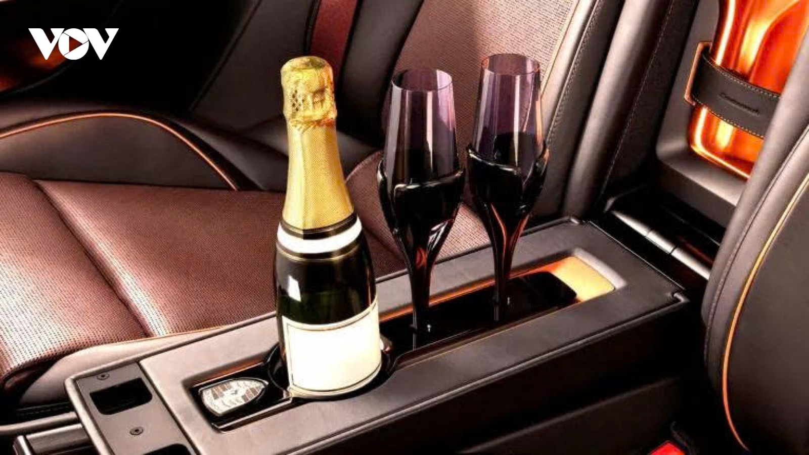 Ngắm chiếc Porsche Panamera độc bản được sản xuất riêng cho một khách hàng