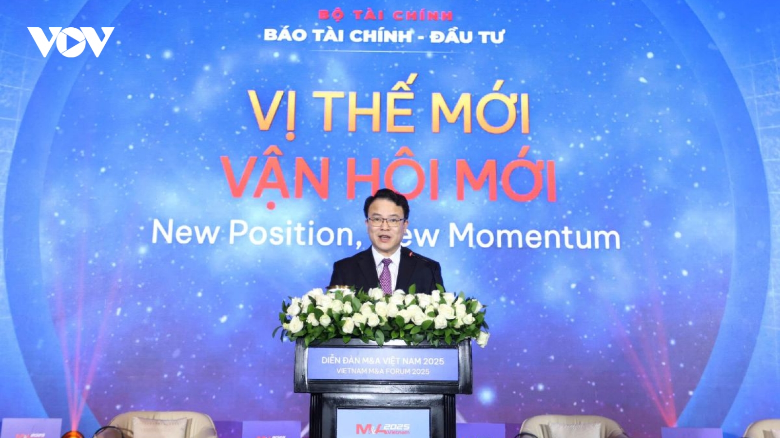 Nhà đầu tư quay về giá trị cốt lõi, tập trung vào ngành tạo dòng tiền ổn định