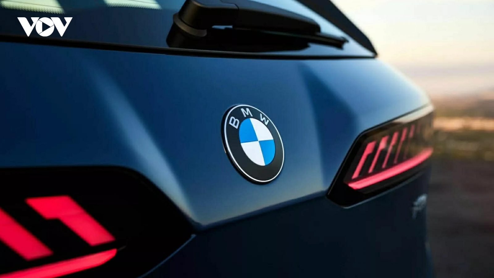 BMW sáng chế ốc vít khiến bạn không thể sửa xe tại nhà
