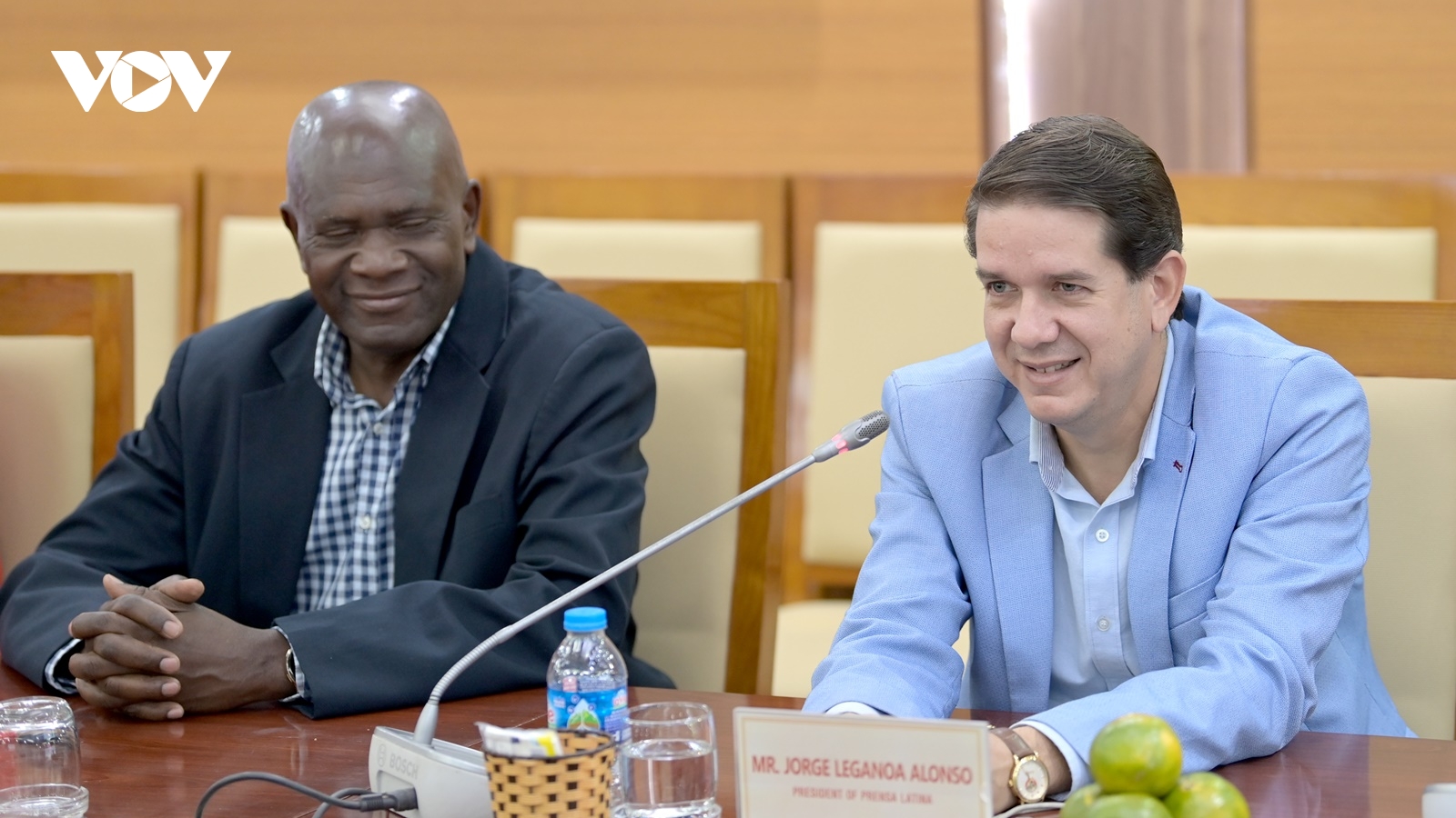 Thông tấn xã Cuba Prensa Latina tăng cường hợp tác với VOV