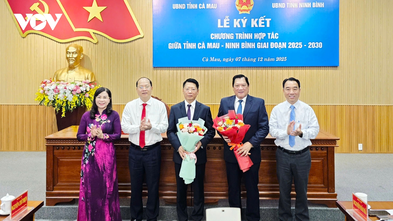 65 năm kết nghĩa: Cà Mau – Ninh Bình ký kết hợp tác toàn diện