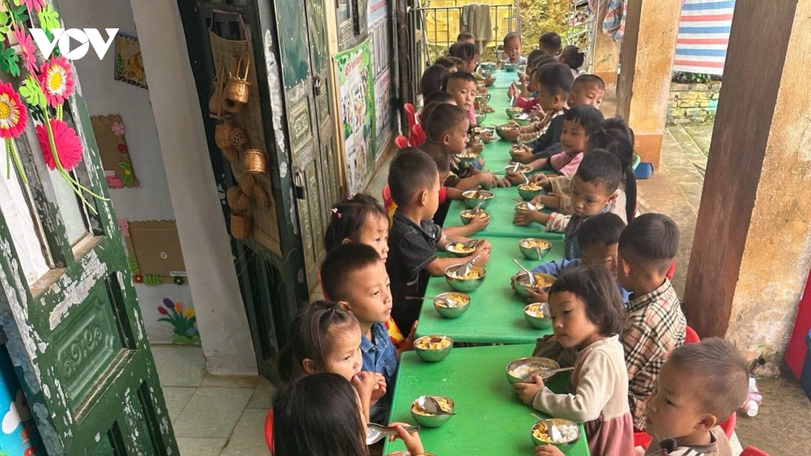 Người sáng lập dự án "Nuôi em" trả lời câu hỏi lấy tiền ở đâu duy trì dự án