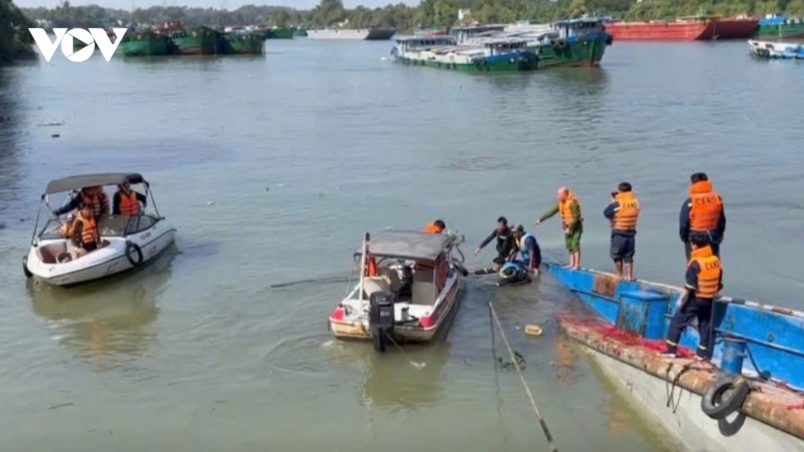 Tìm thấy thi thể nạn nhân trong vụ chìm tàu chở đá tại Đồng Nai