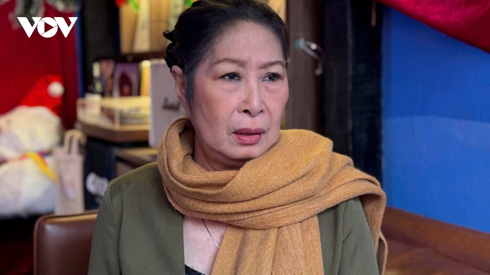 Nữ nghệ sĩ chuyên vai ác, thường bị gọi nhầm là NSND Hồng Vân, Kim Xuân