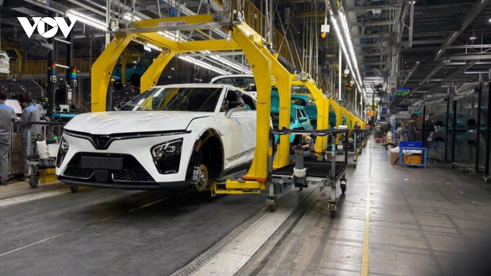 Auto industry strategy targets sustainable development through 2045
