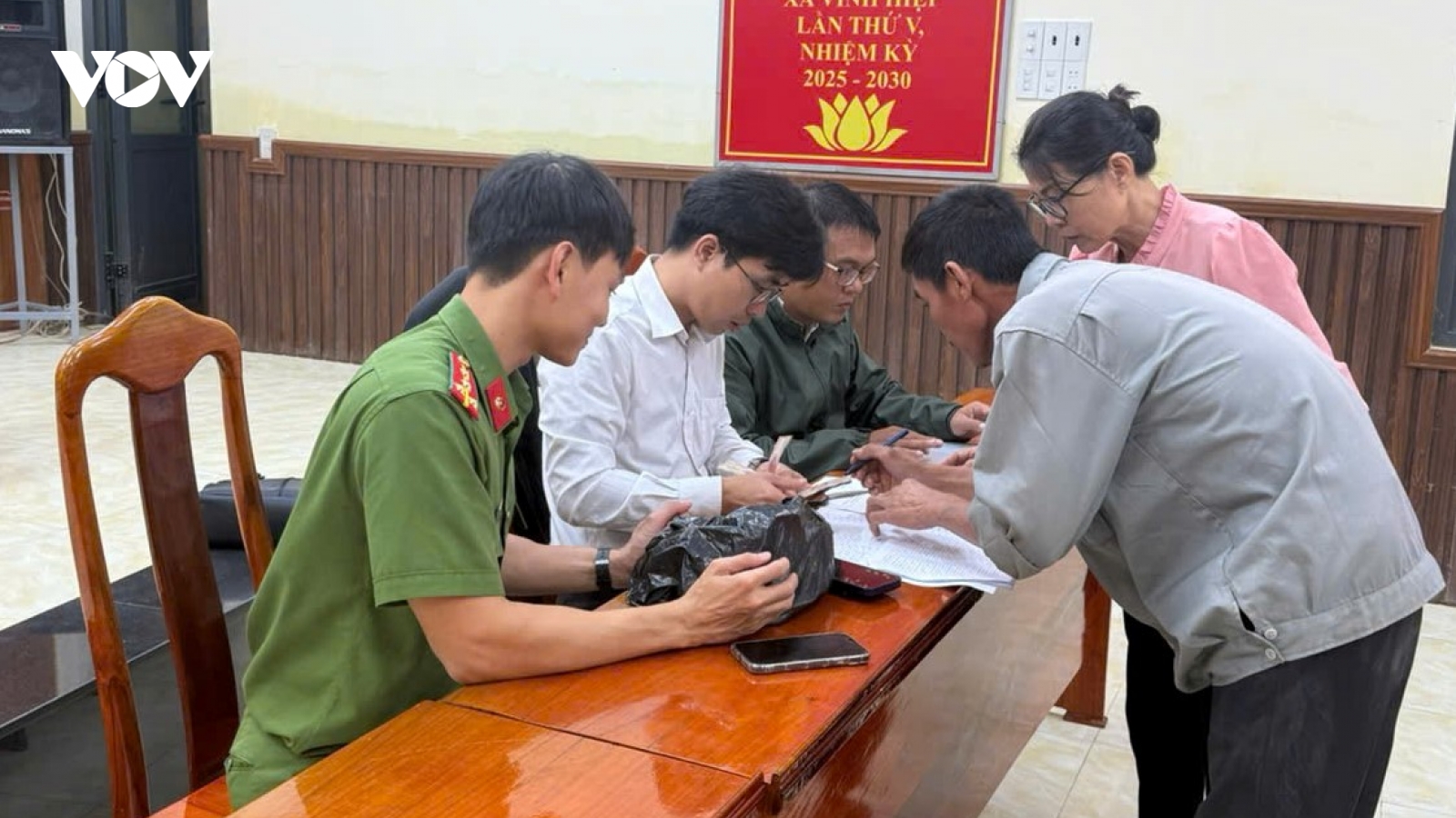 Khánh Hòa đẩy nhanh giải ngân hỗ trợ kinh phí đối với người dân vùng lũ