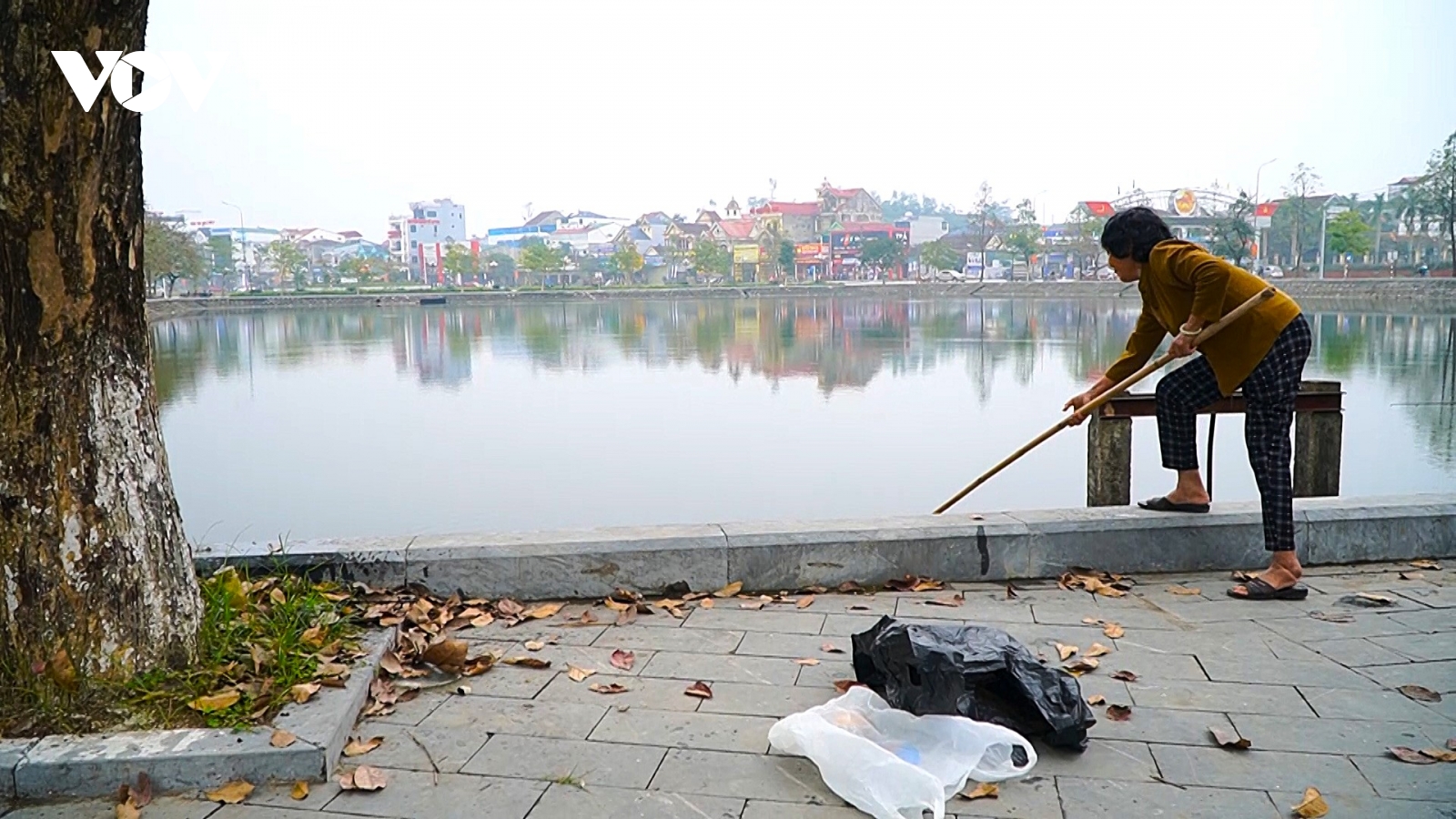 Cụ bà 7 năm thầm lặng bảo vệ môi trường