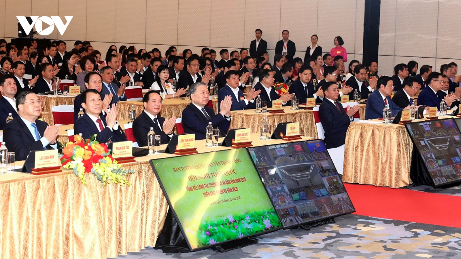 Party chief attends conference on communications and mass mobilisation
