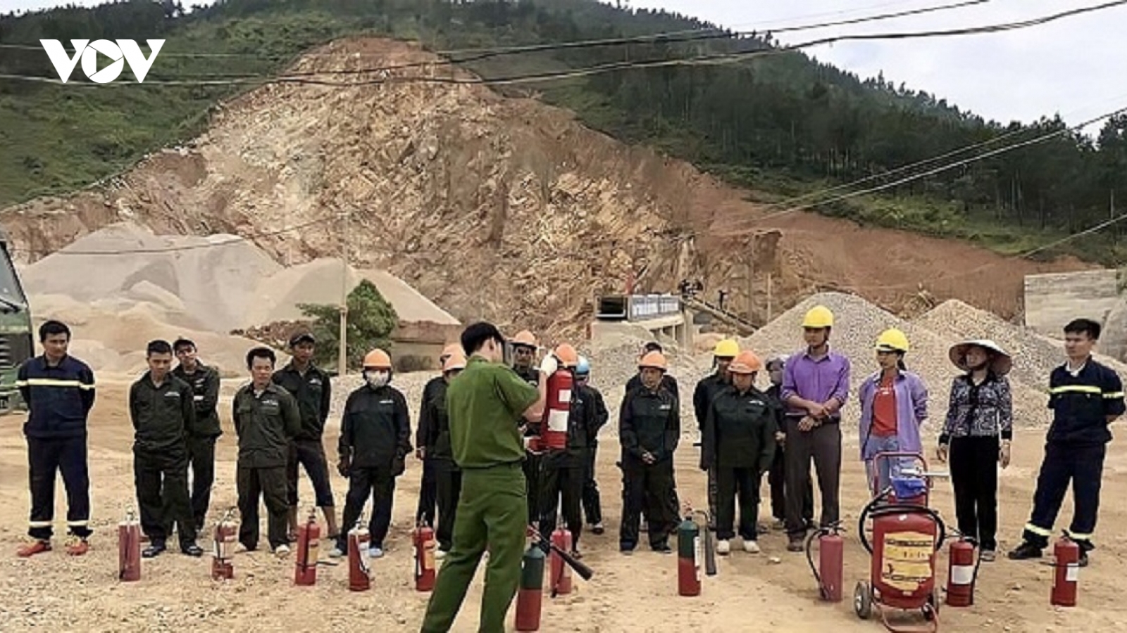 Hợp tác xã nâng cao vị thế phụ nữ vùng cao