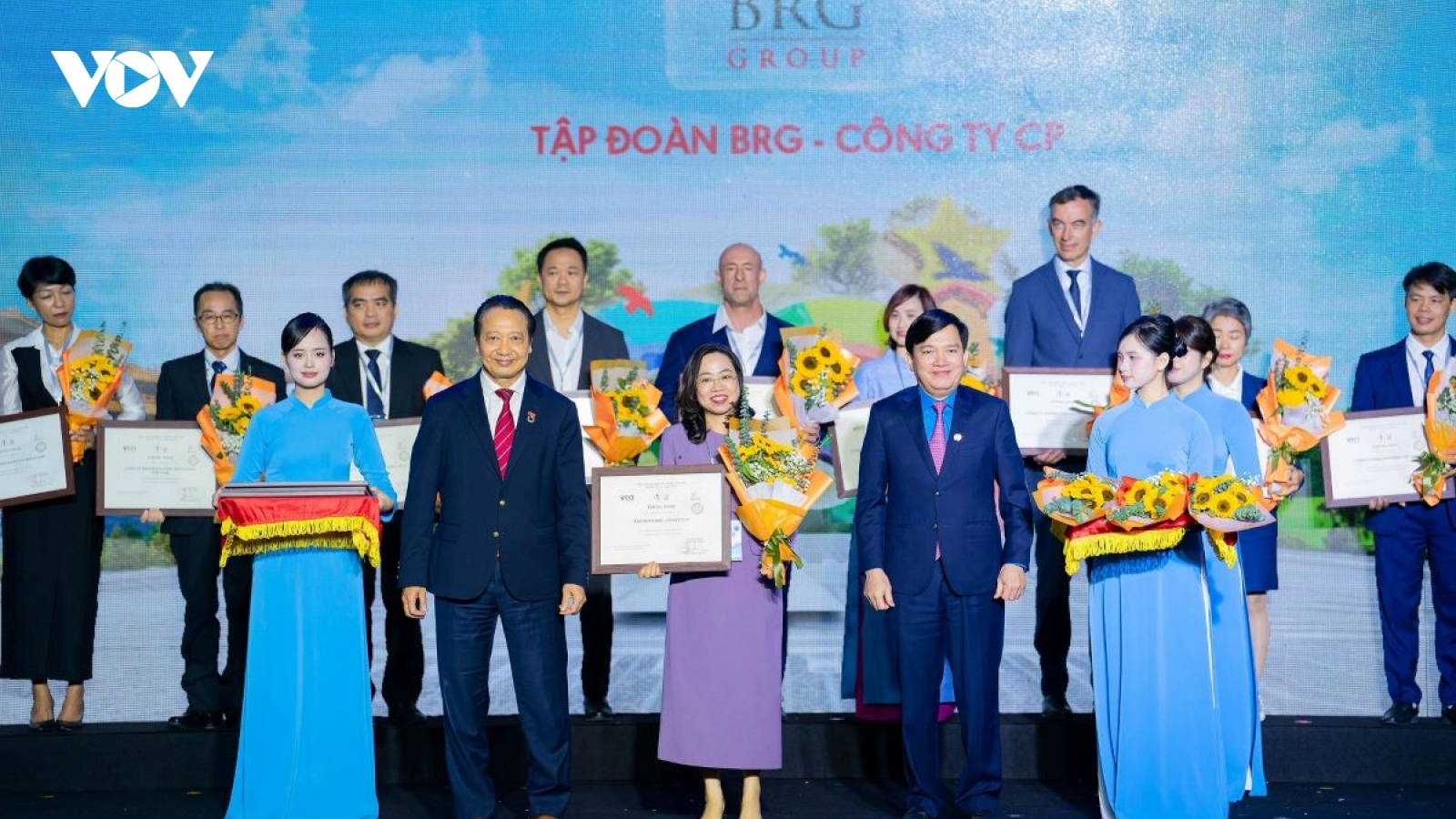 Tập đoàn BRG lần thứ 5 liên tiếp được vinh danh doanh nghiệp bền vững Việt Nam
