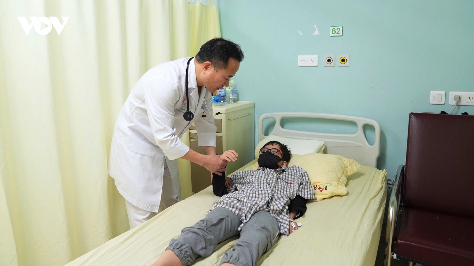 Đột quỵ ở trẻ nhỏ: Đừng bỏ qua dấu hiệu bất thường nào