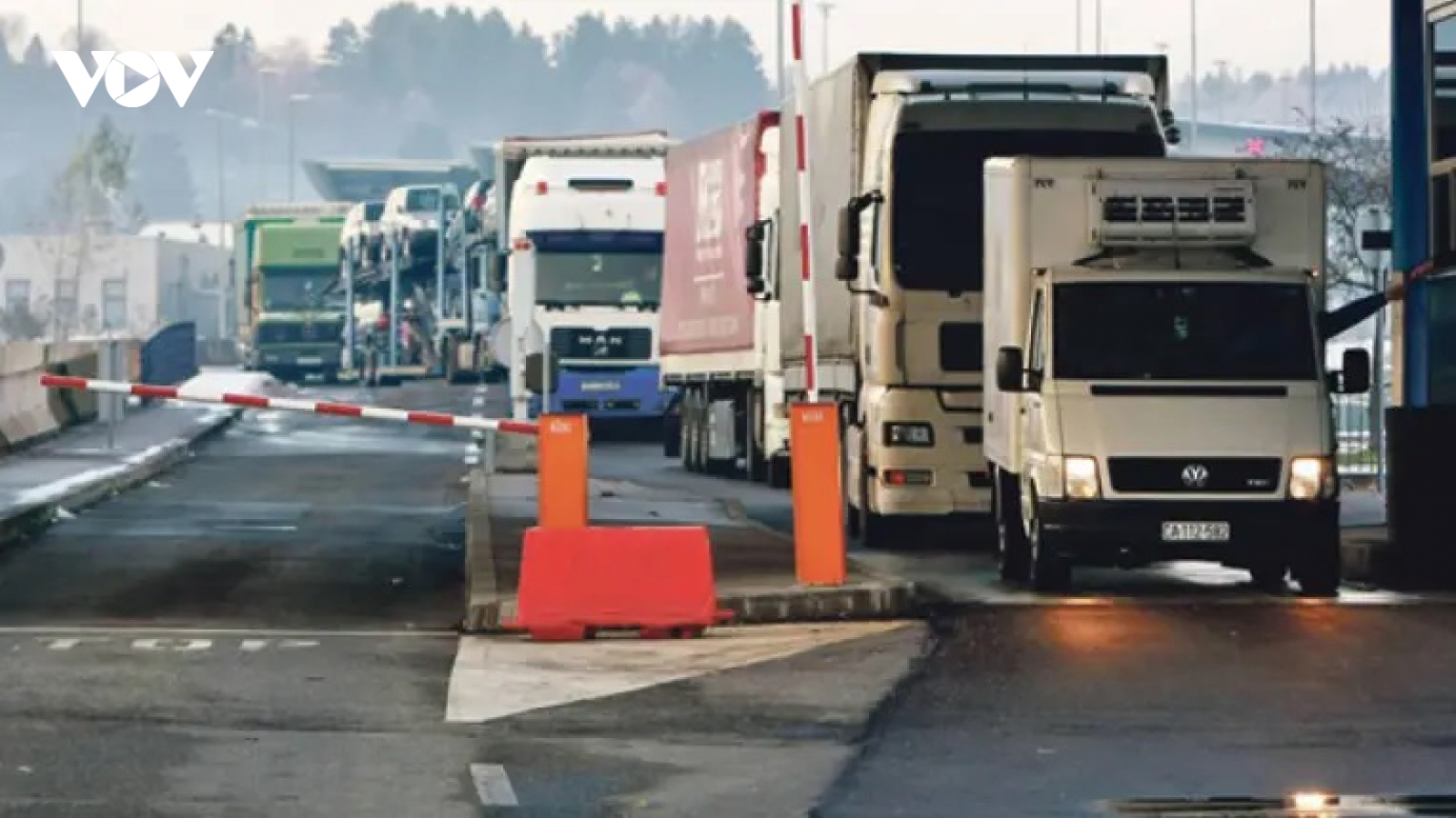 Balkan đối mặt nguy cơ sụp đổ chuỗi cung ứng bởi quy định mới của khối Schengen
