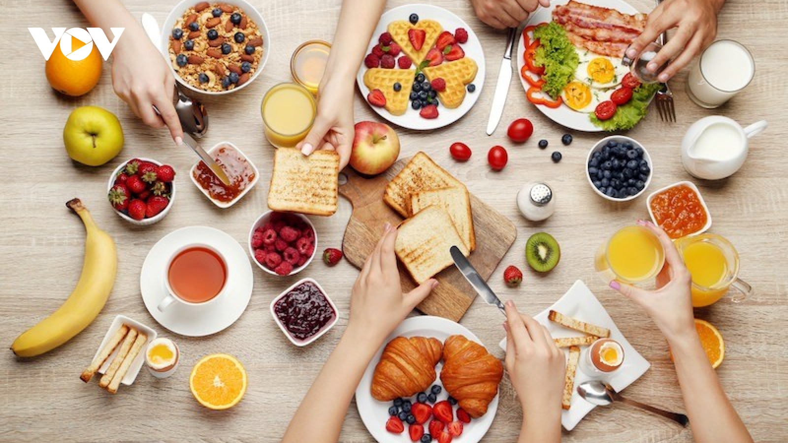 Ăn sáng kiểu này, nhiều người tự bào mòn sức khỏe mà không hay