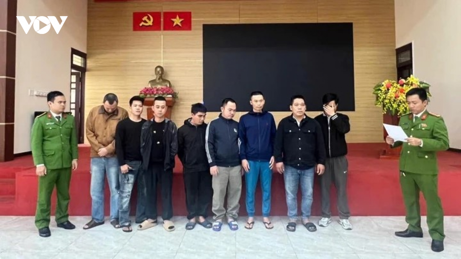 Quảng Trị: Phá đường dây cá độ bóng đá 350 tỷ đồng qua mạng