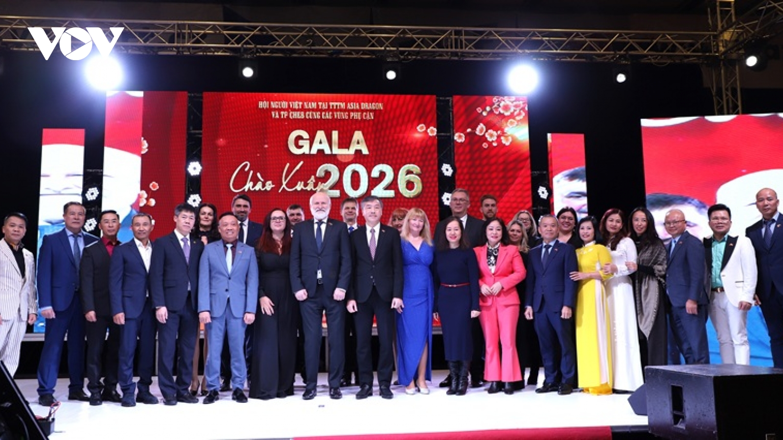 Người Việt tại Séc tưng bừng chào đón năm mới 2026