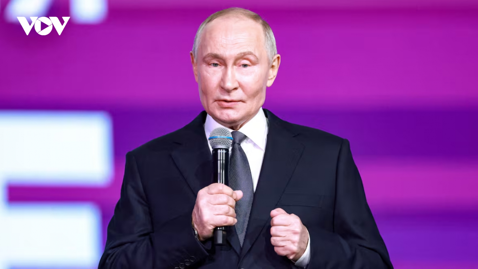 Ông Putin: Nga sẽ kiểm soát Donbass bằng quân sự nếu Ukraine không rút lui