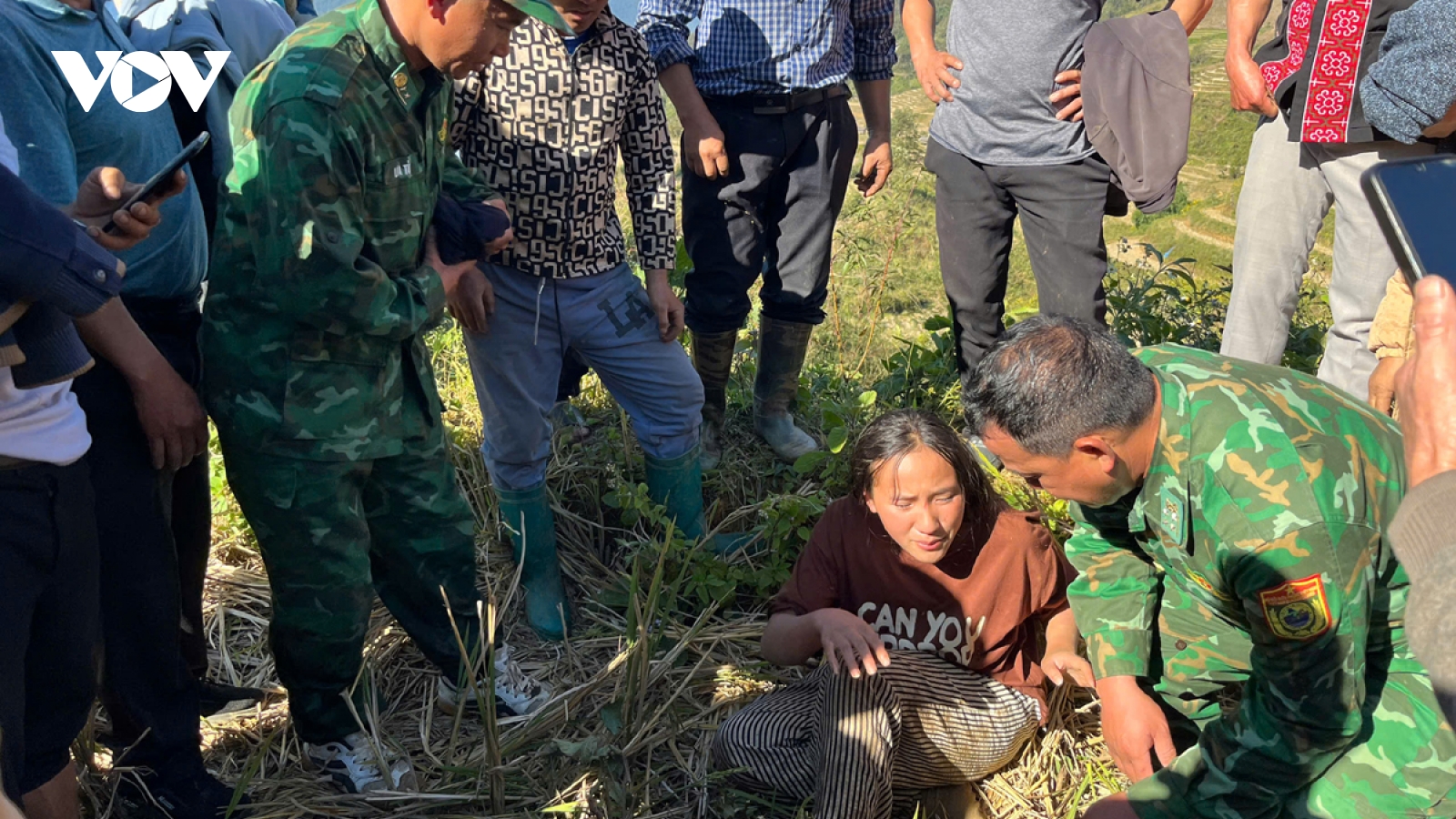 Sau 3 ngày mất tích, cháu bé ở Lai Châu đã được tìm thấy