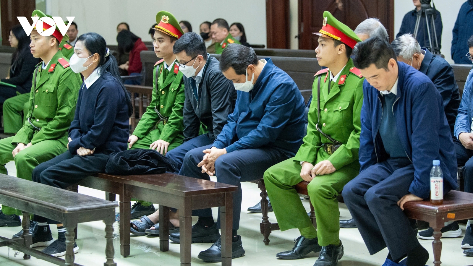 Xét xử phúc thẩm vụ án Phúc Sơn: Một bị cáo vắng mặt do bị đột quỵ