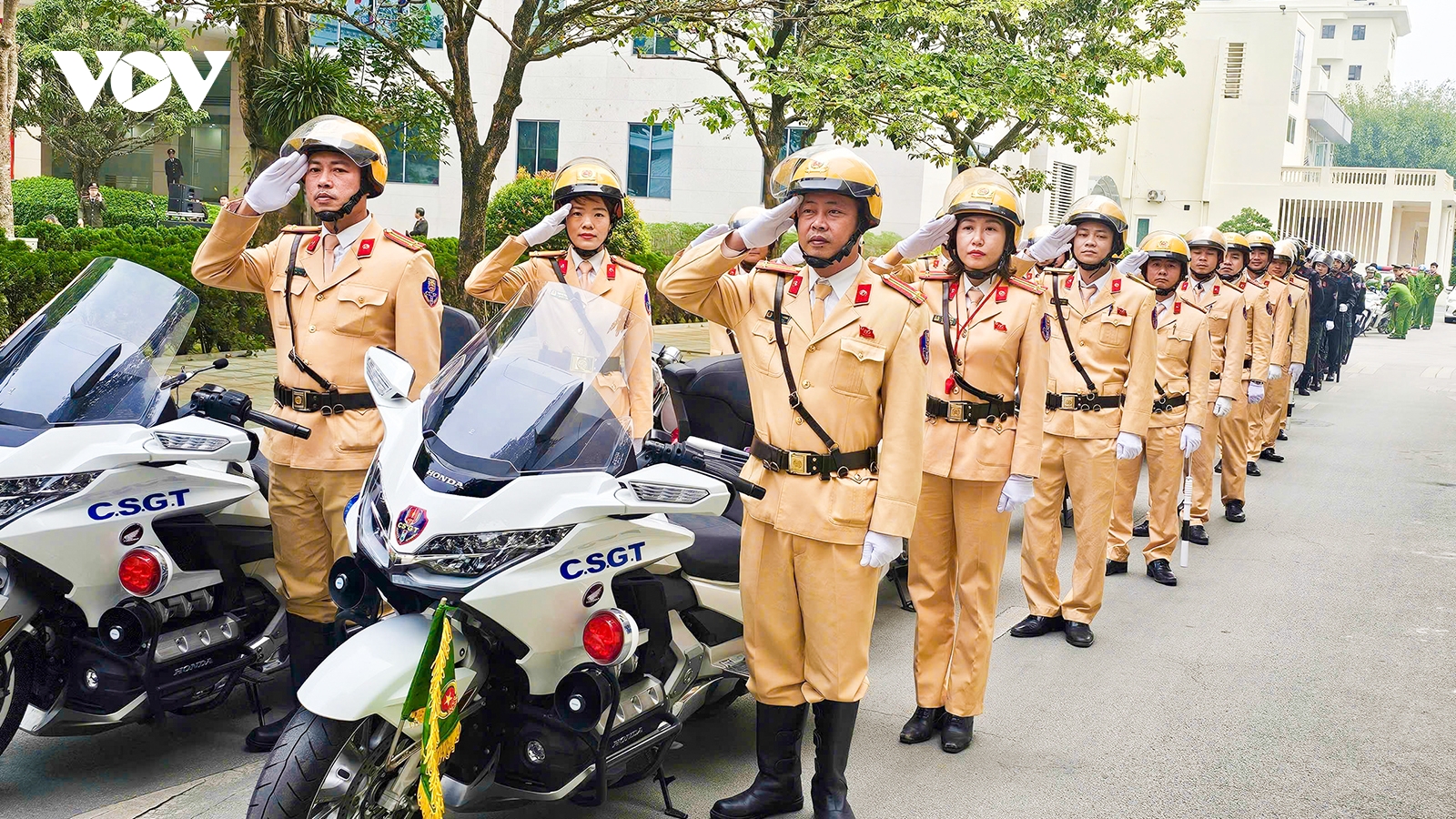 CSGT mở đợt cao điểm bảo đảm an toàn giao thông phục vụ Đại hội XIV của Đảng