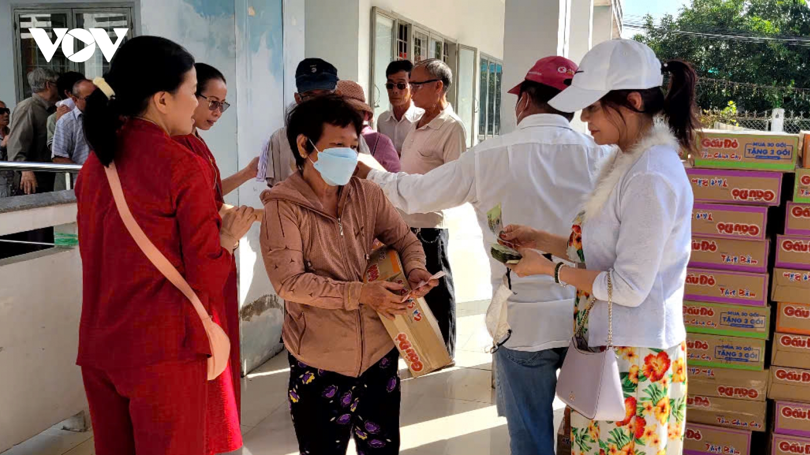 Đồng Tháp vận động hơn 5 tỷ đồng hỗ trợ người khiếm thị sau sáp nhập