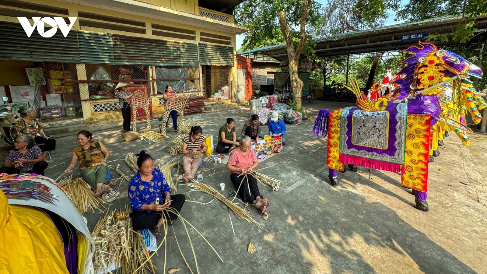 Hà Nội tăng quảng bá sản phẩm OCOP thông qua tour du lịch làng nghề