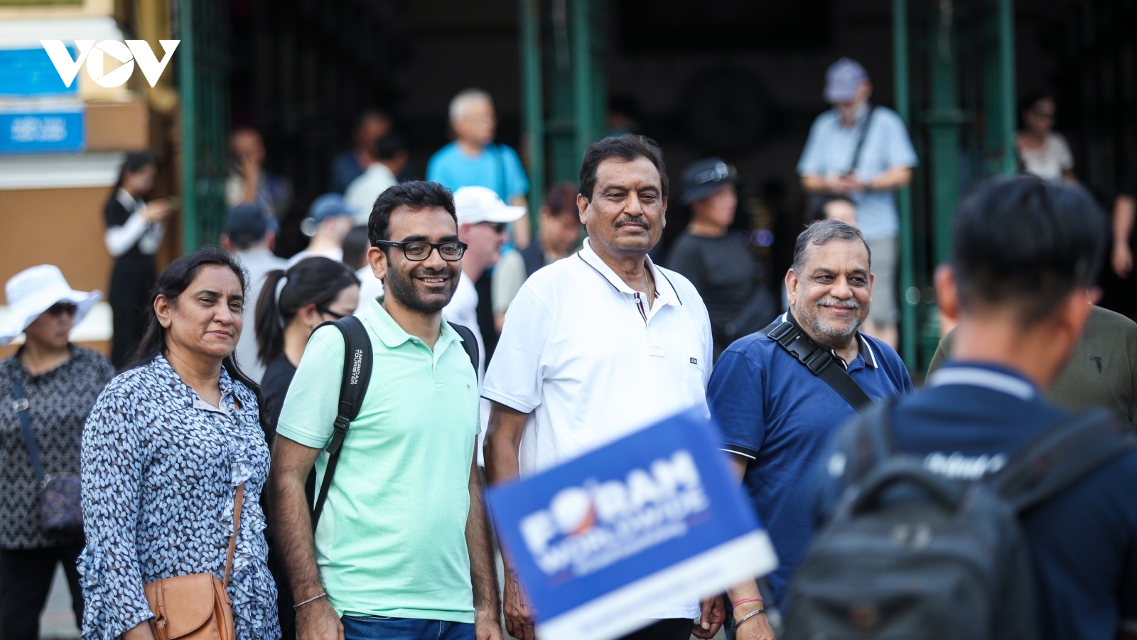 Du lịch cuối năm rộn ràng, doanh nghiệp lữ hành “chạy hết công suất”