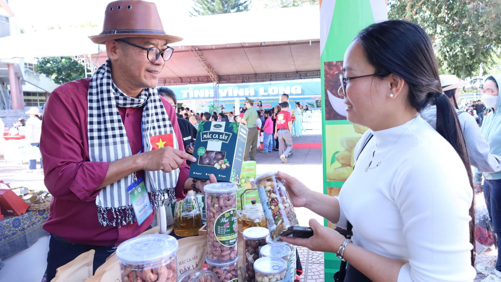 Hơn 250 gian hàng tham gia Hội chợ OCOP gắn với ẩm thực Tây Nguyên tại Đắk Lắk