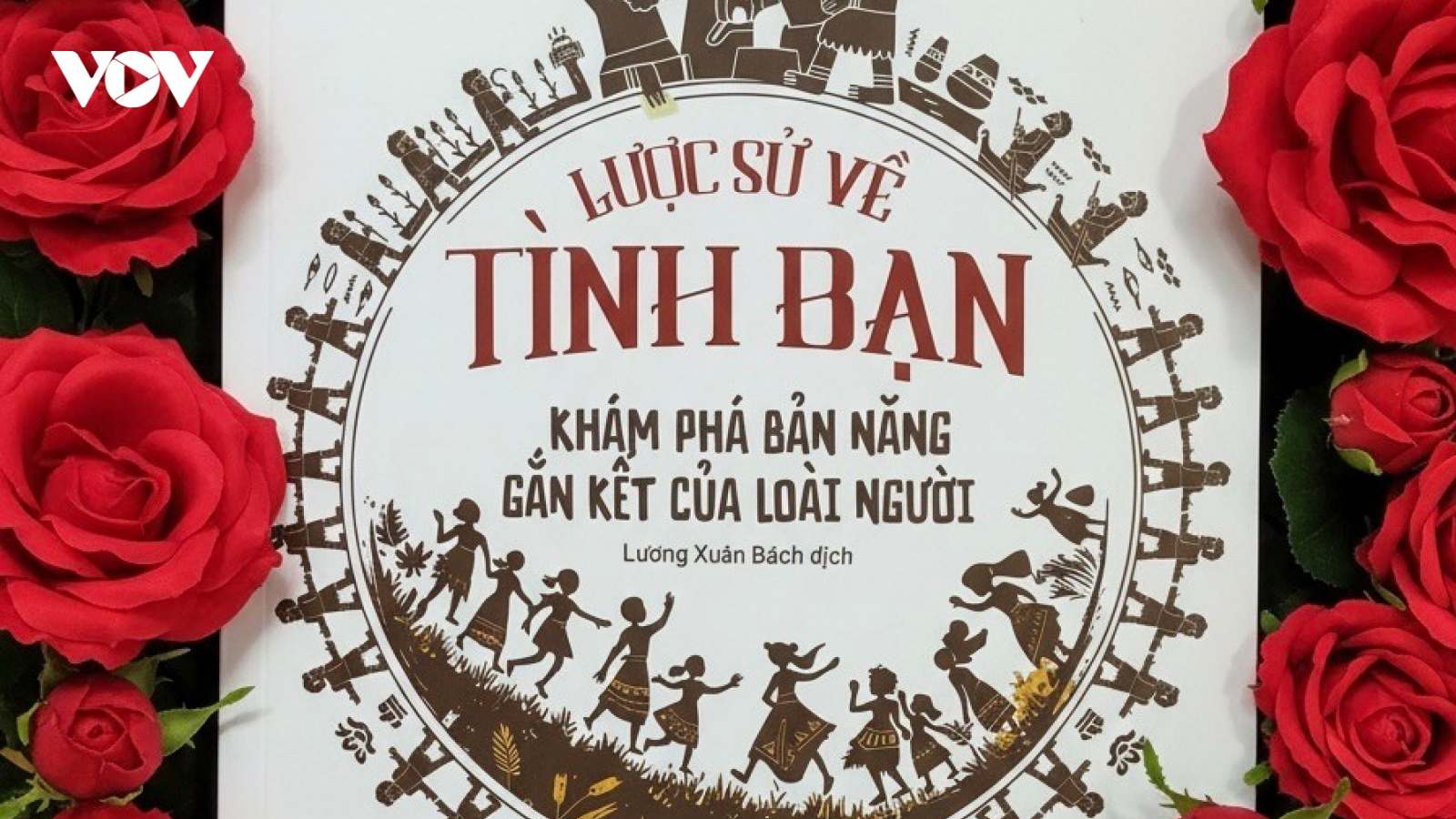 Lydia Denworth và hành trình giải mã sức mạnh bí ẩn của tình bạn