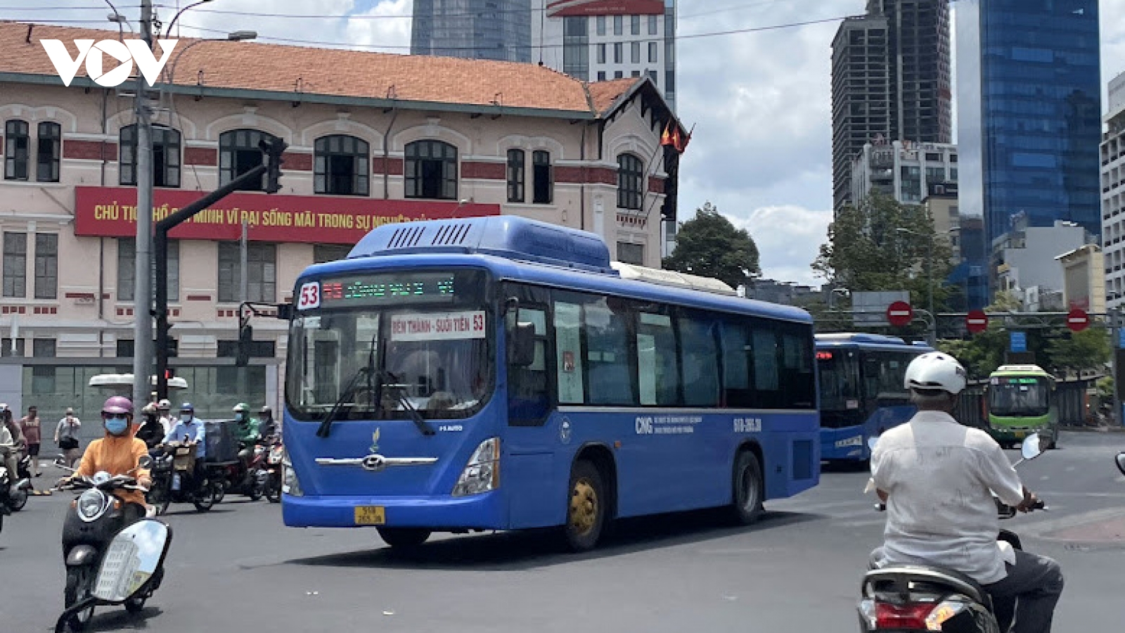 TP.HCM thông tin về nguồn CNG cho hơn 300 xe buýt trợ giá