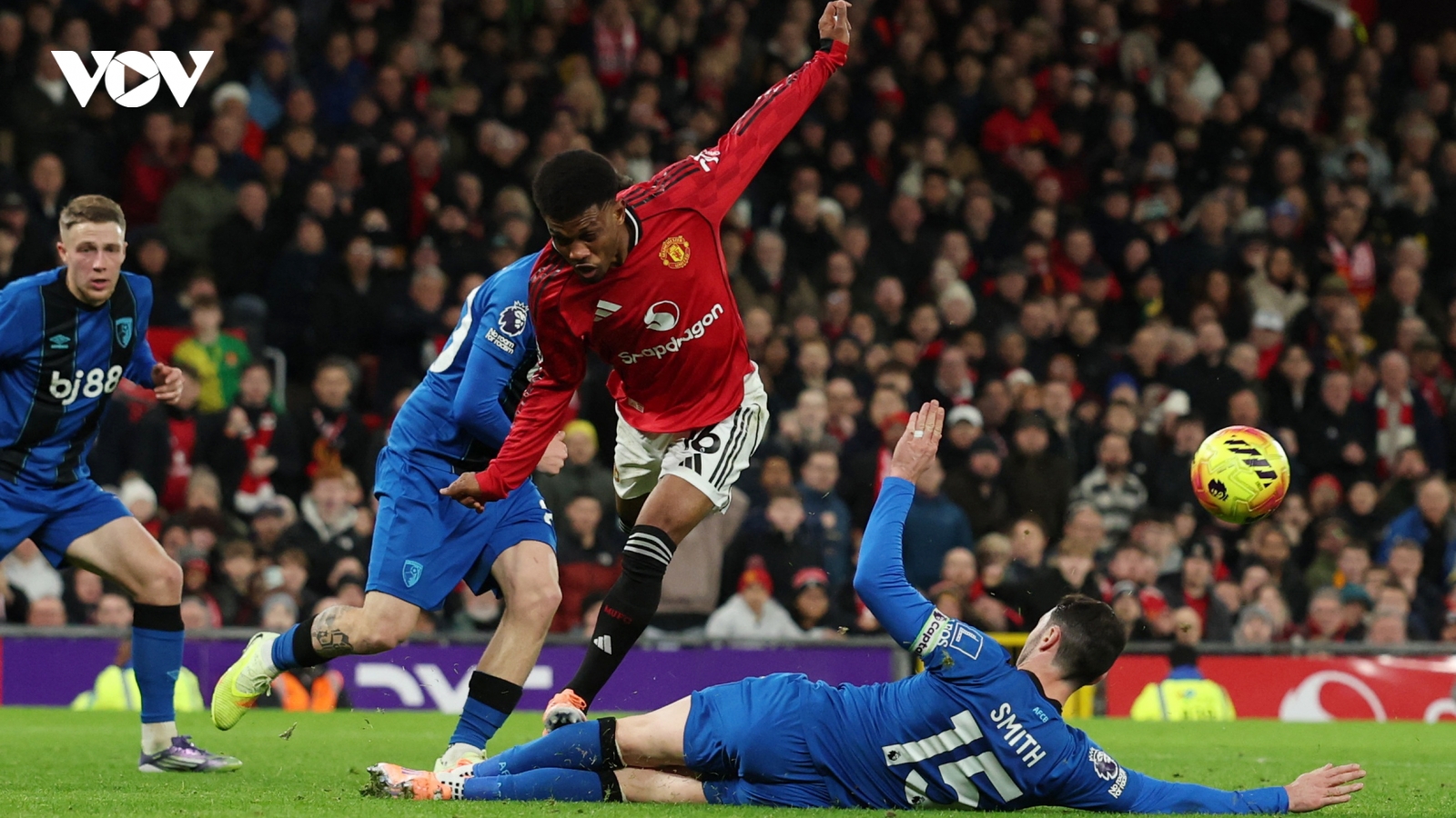 Lịch thi đấu và trực tiếp vòng 17 Ngoại hạng Anh: MU và Arsenal gặp khó