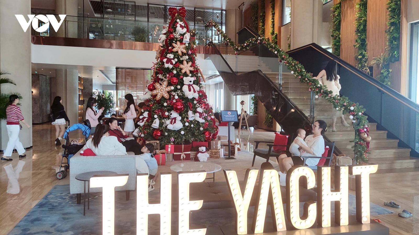 Nhiều điểm lưu trú tại Quảng Ninh tổ chức Giáng sinh cho khách du lịch