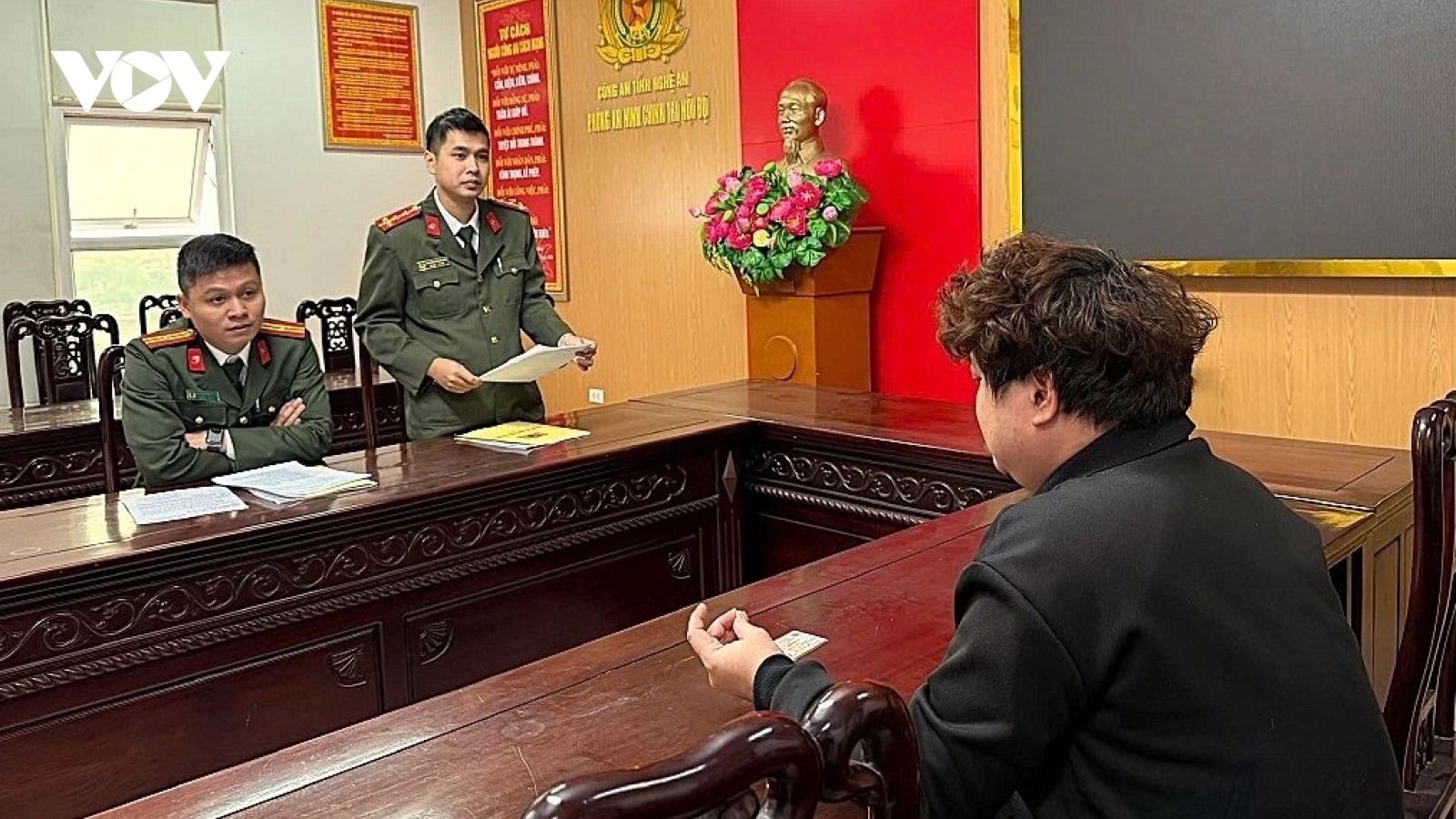 Nóng 24h ngày 3/12: Bị phạt vì chuyển cuộc gọi sang đường dây nóng Bộ Công an