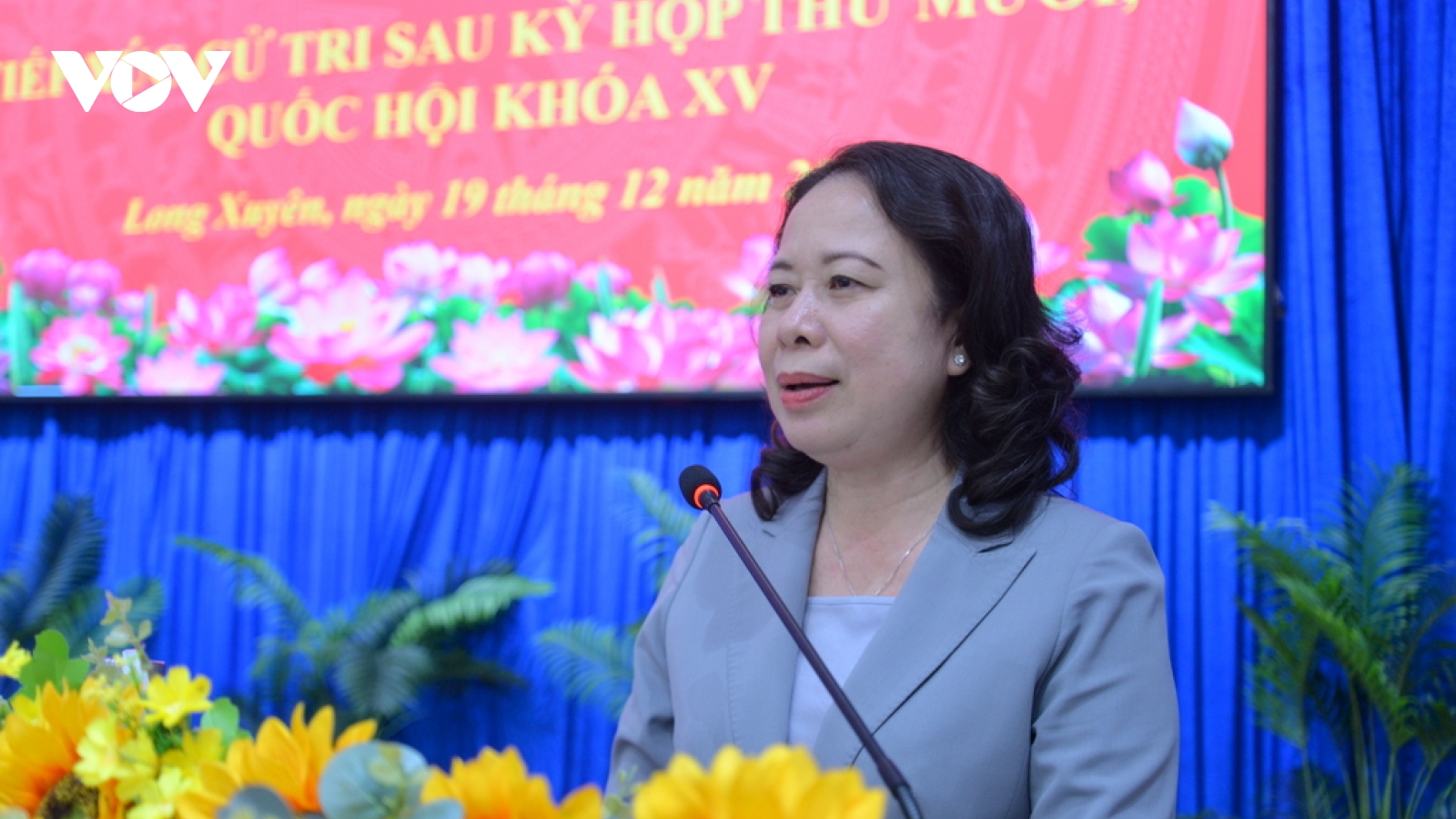 Phó Chủ tịch nước Võ Thị Ánh Xuân tiếp xúc cử tri tại An Giang