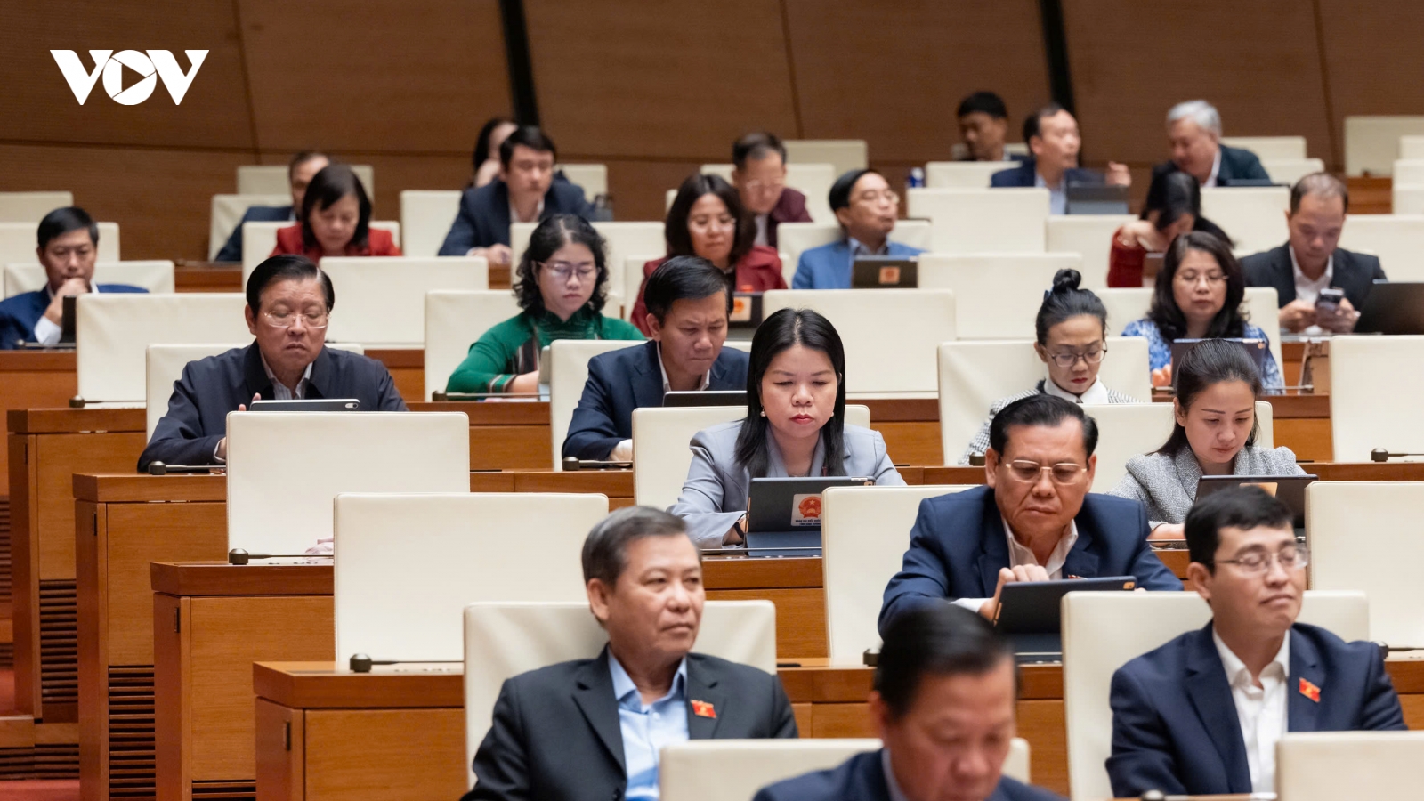 Chưa trao quyền cưỡng chế thi hành án toàn diện cho văn phòng THADS