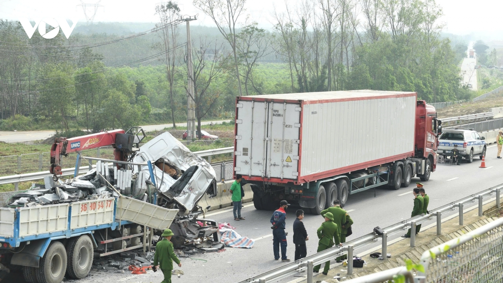 Khởi tố vụ tai nạn làm 2 người tử vong trên cao tốc qua Quảng Trị