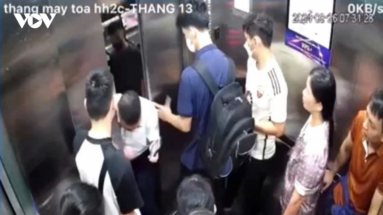 Kỹ năng thoát hiểm khi thang máy hỏng hóc bất thường