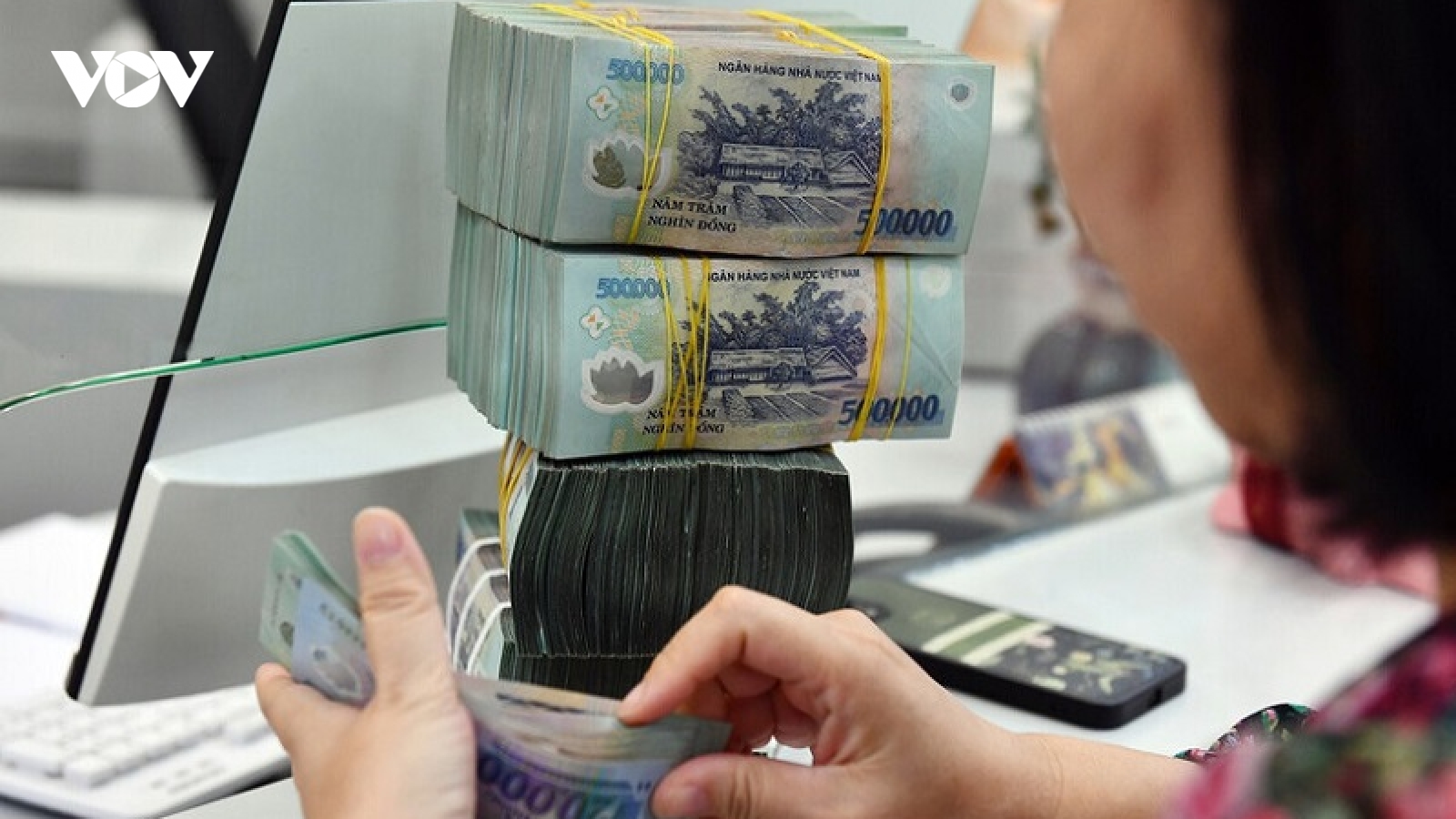 Thu ngân sách ngành thuế vượt mốc 2 triệu tỷ đồng, cao nhất từ trước đến nay