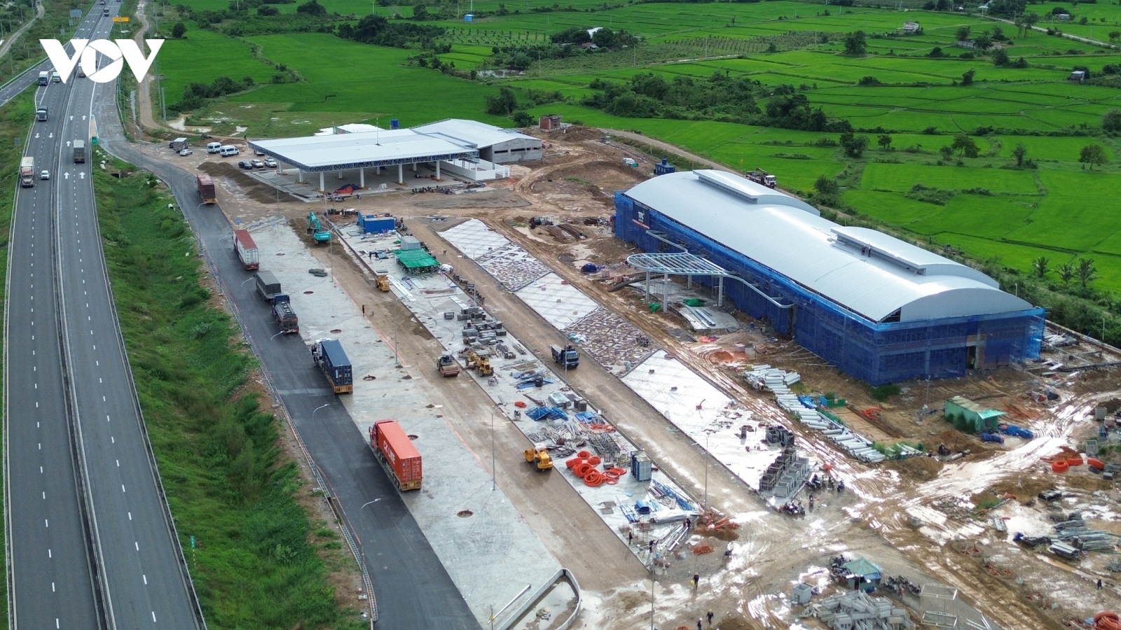 Cao tốc Bắc - Nam được bổ sung loạt điểm dừng xe, tiếp nhiên liệu dịp Tết