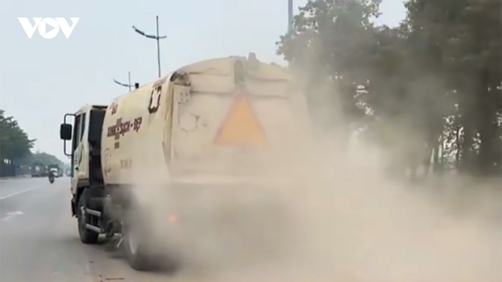 Xe hút, dọn rác ở Hà Nội được phép hoạt động theo khung giờ nào?