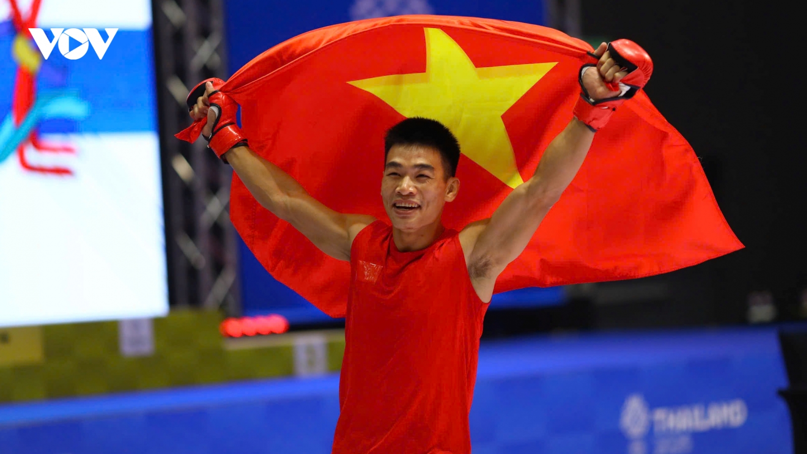 Võ sĩ MMA Việt Nam vỡ òa cảm xúc sau tấm HCV ở SEA Games 33