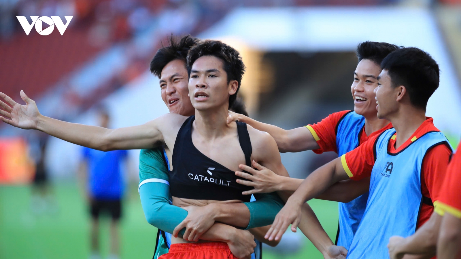 U22 Việt Nam nhận thưởng nóng sau khi xuất sắc vào chung kết SEA Games 33