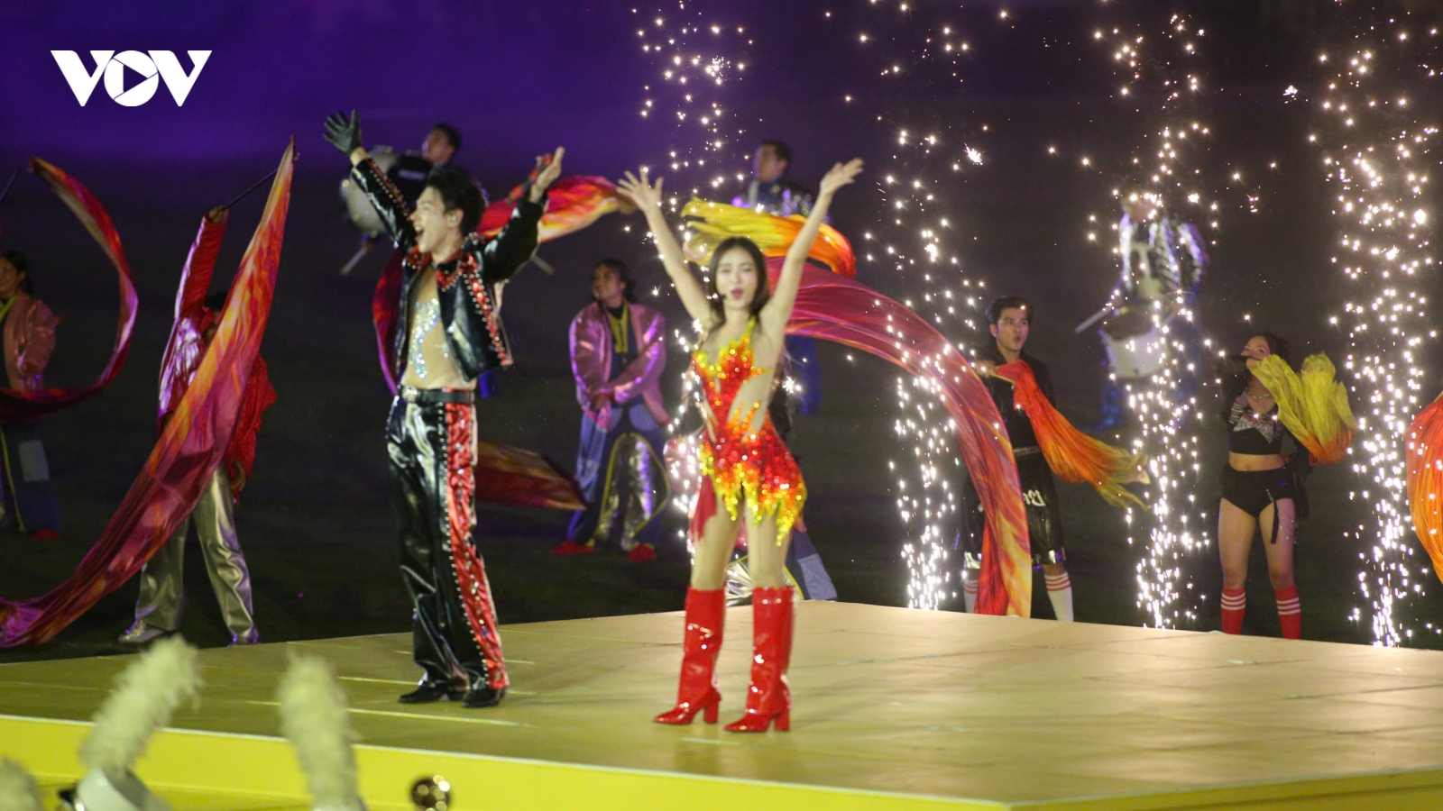 Toàn cảnh Lễ bế mạc SEA Games 33