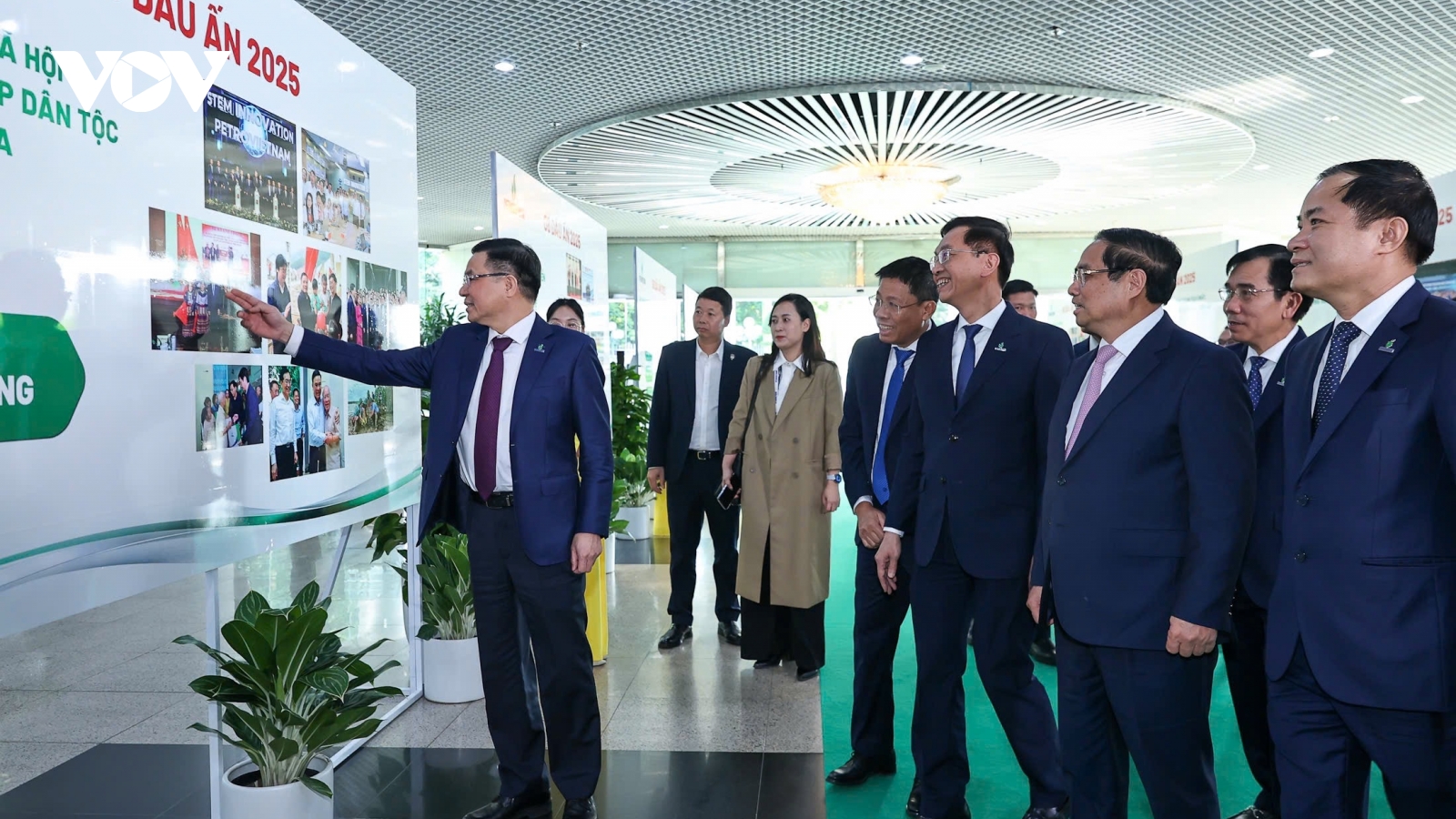 Thủ tướng: Petrovietnam phải là trụ cột tiên phong