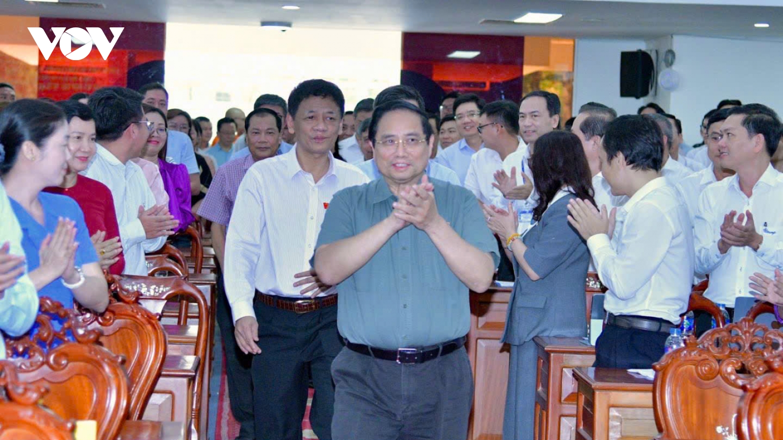 Thủ tướng Phạm Minh Chính tiếp xúc cử tri thành phố Cần Thơ